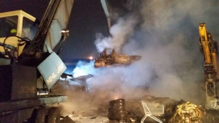 Nowy Sącz: płonęły wraki samochodów