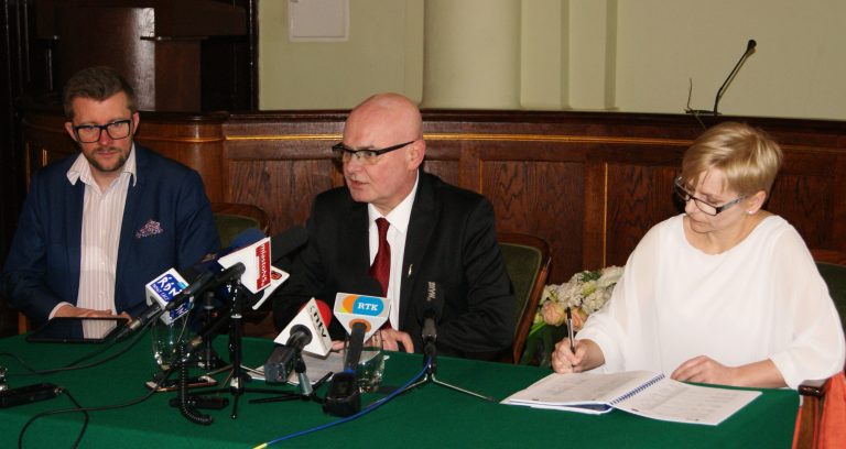 Marcinkowice – Nowy Sącz: projekt „szynobus” zagrożony…