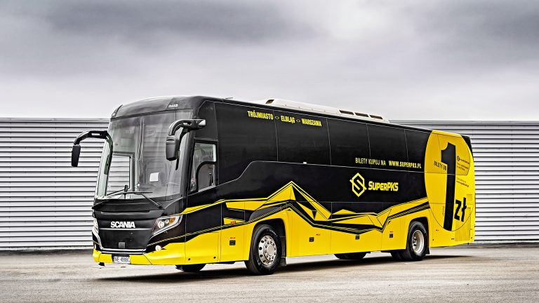 Żółto-czarne wszystkomające autobusy już kursują w naszym regionie