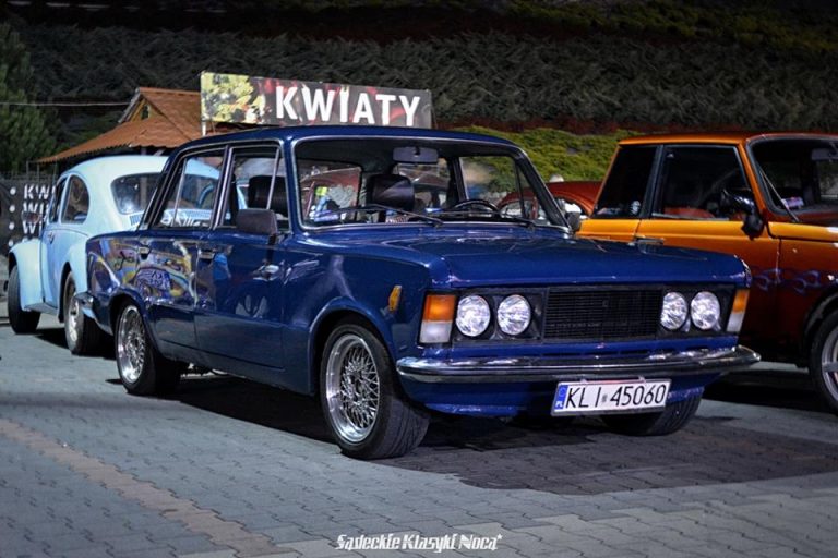 Syreny, Polonezy i Maluchy już szykują się na wjazd do Nowego Sącza