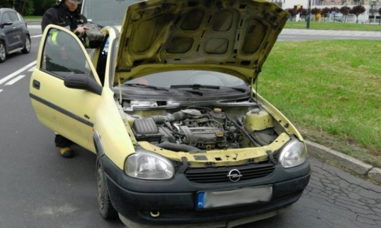 Nowy Sącz: Płonął Opel Corsa