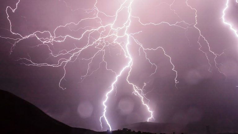 Uwaga! Dzisiaj czekają nas gwałtowne burze