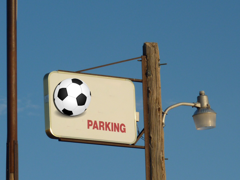 Nowy Sącz: Miejski Zarząd Dróg poszuka miejsca na parking dla kibiców Sandecji