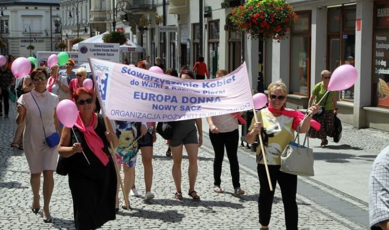 Nowy Sącz: Europa Donna od 20 lat walczy z rakiem piersi