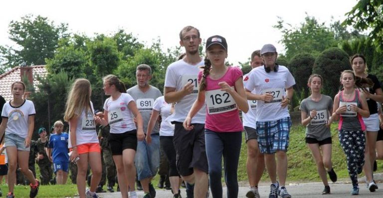 Nowy Sącz: wybiegali 6200 minut rehabilitacji dla Mariusza Mrzygłoda!