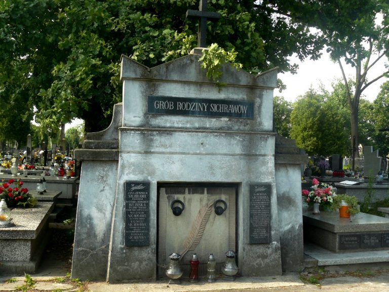 Nowy Sącz: grobowiec burmistrza Romana Sichrawy w dramatycznym stanie. Pilnie potrzebna renowacja!