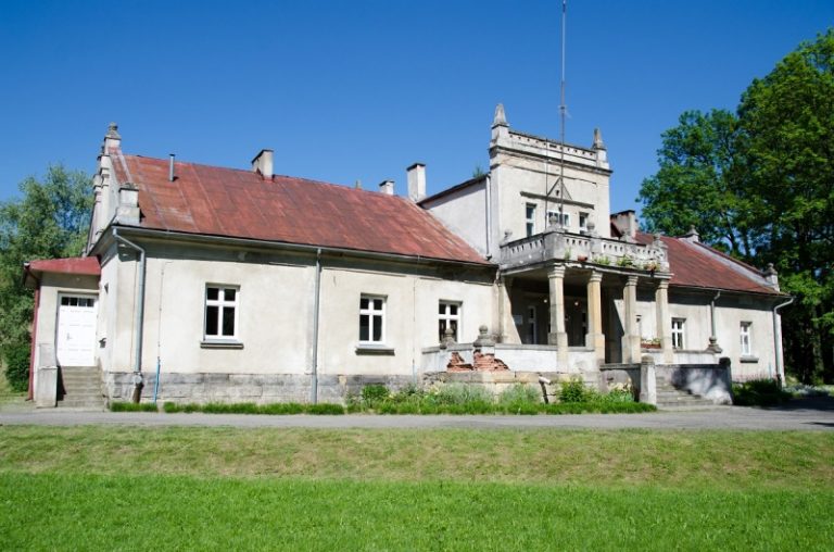 Korzenna: wiemy, kto wykona remont dworu w Lipnicy Wielkiej