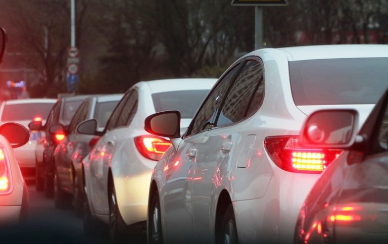 Uwaga kierowcy: utrudnienia w ruchu drogowym na ul. Węgierskiej