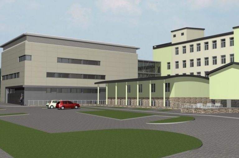 Krynica-Zdrój: szpital ma już jedno skrzydło