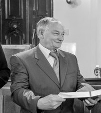 Nowy Sącz: nie żyje Roman Kucia, wieloletni wicedyrektor Muzeum Okręgowego