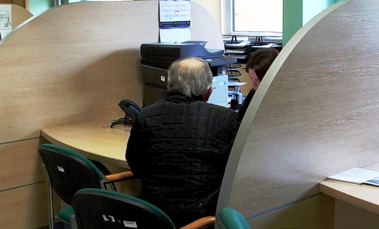 Myślisz o wcześniejszej emeryturze? Sprawdź, czy ci się opłaca