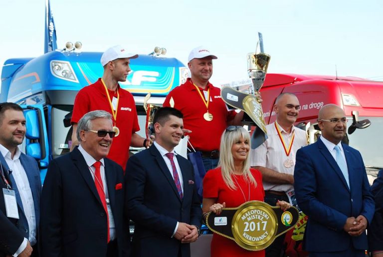 Artur Myszka, kierowca firmy Batim został mistrzem kierownicy ciężarówki