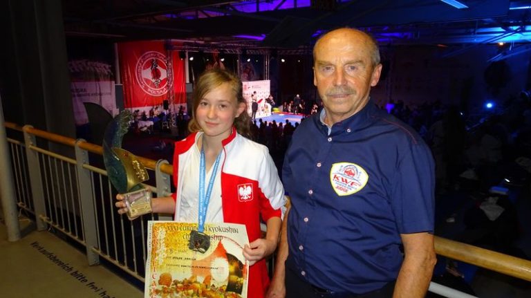 Sądeczanka Kamila Nowak została wicemistrzynią Europy Kyokushin Karate