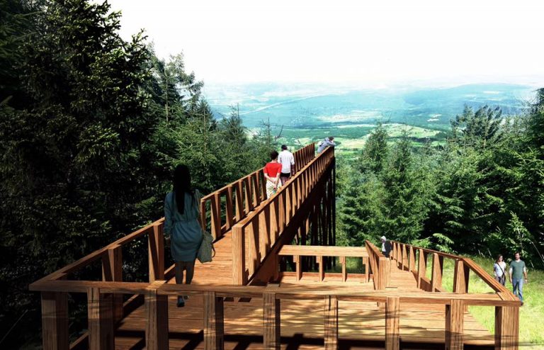 Przehyba: zamiast przekaźnika będzie taras z widokiem na Beskid
