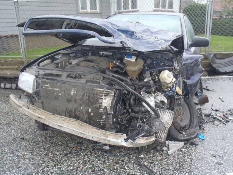 Barcice: kolejny wypadek przy holowaniu samochodu ciężarowego. Jedna osoba w szpitalu