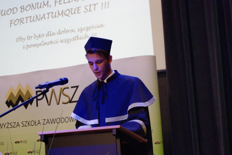 SĄDECKA PWSZ ZAINAUGUROWAŁA NOWY ROK AKADEMICKI
