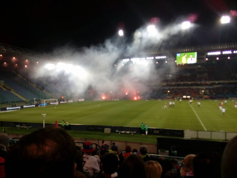 30 tys. w zawiasach i mecze bez kibiców – oto kara dla Sandecji