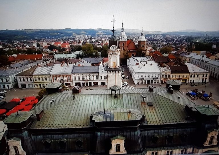 Nowy Sącz: miasto w 2018 roku wyda ponad 612 mln. Jest projekt budżetu