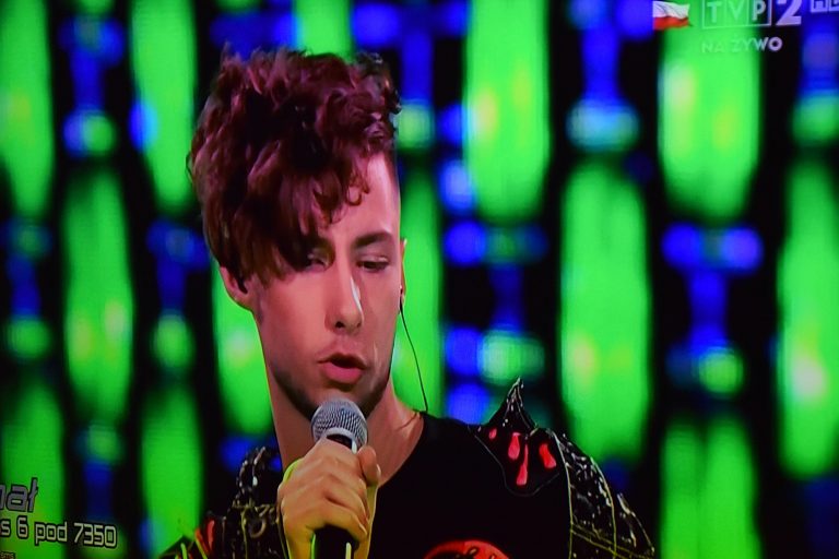 Michał Szczygieł z Nowej Wsi zrobił kolejny krok w stronę finału The Voice of Poland