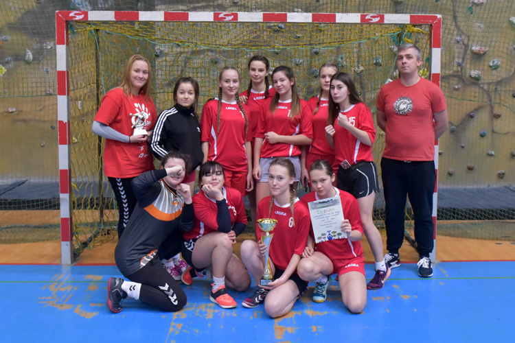 Rywalizowały w szczypiorniaka. Najlepsza Olimpia