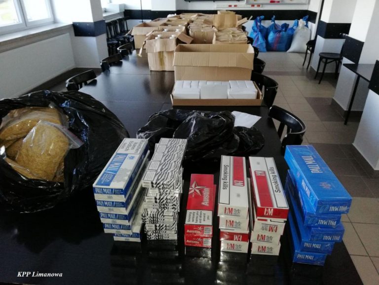 Nowy Sącz/Łukowica: chcieli sprzedać 500 litrów alkoholu bez akcyzy i 110 kg krajanki tytoniowej