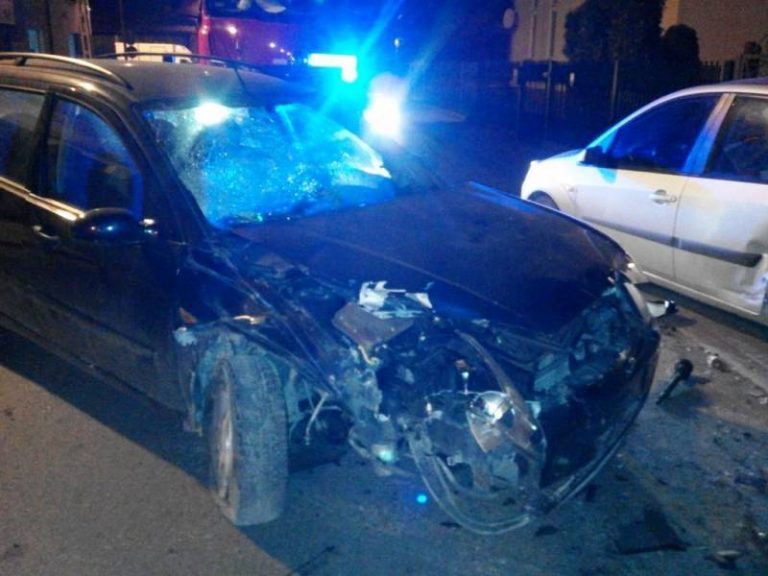 Nowy Sącz ul. Paderewskiego. Rozbił auto i uciekł
