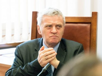 Senator Stanisław Kogut wpłacił milion złotych poręczenia majątkowego. Pomogli anonimowi darczyńcy