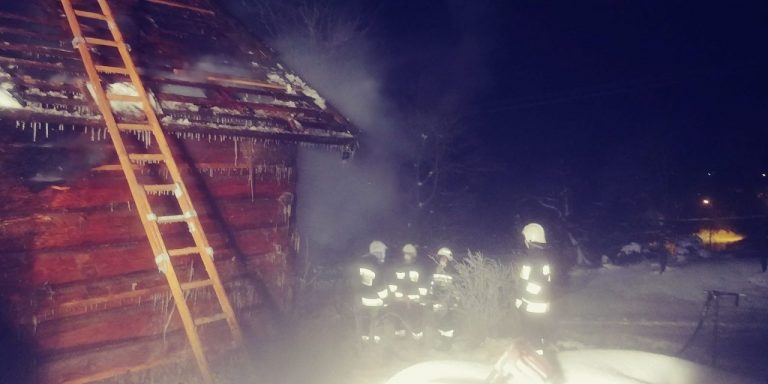 Pożar w gminie Korzenna. Zginął mężczyzna