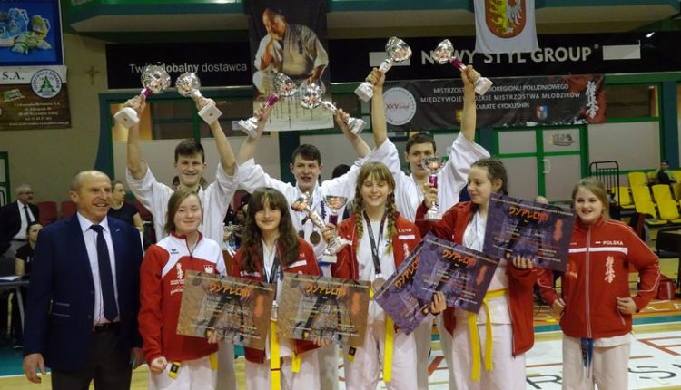 11 medali NKS Karate Kyokushin! Startowało 288 karateków!