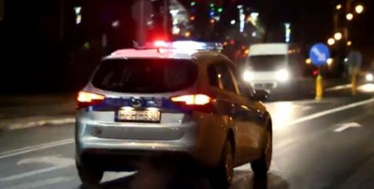 Rupniów: uciekał przed policją i wjechał do rowu