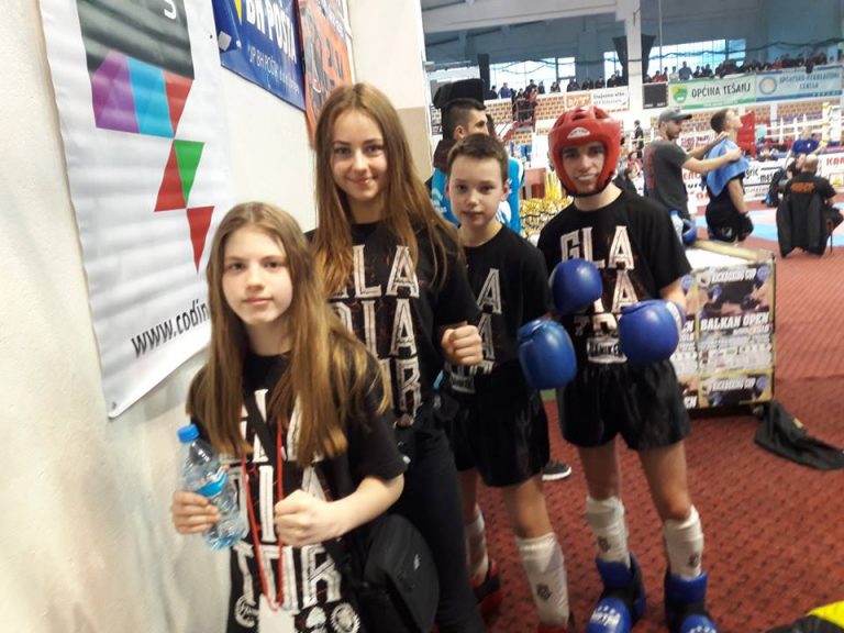 Kickboxing. Świetny start naszych „gladiatorów” w Bośni i Hercegowinie!