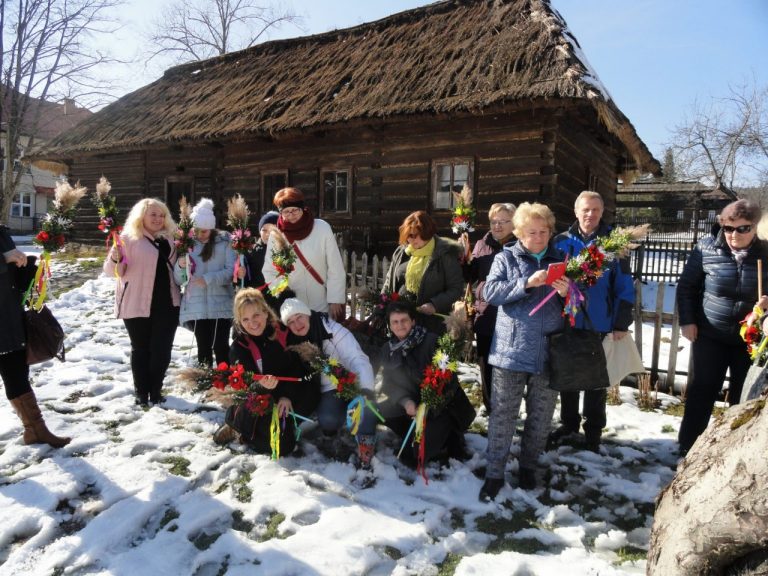 Uczyli się wykonywać palmę wielkanocną. Czym były bagnięta?