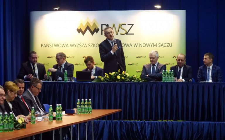 Rytro: debata o reformie szkolnictwa wyższego z udziałem wicepremiera Gowina