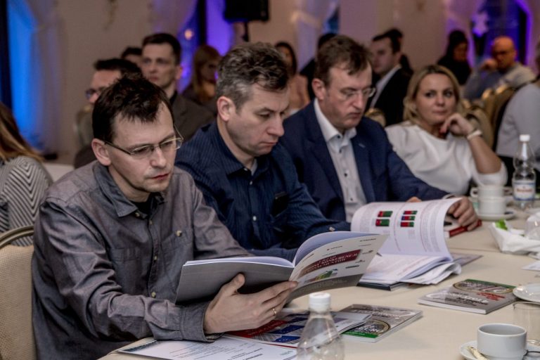 Muszyna: debata o gospodarce i społeczeństwie obywatelskim przeplatana zimową rekreacją