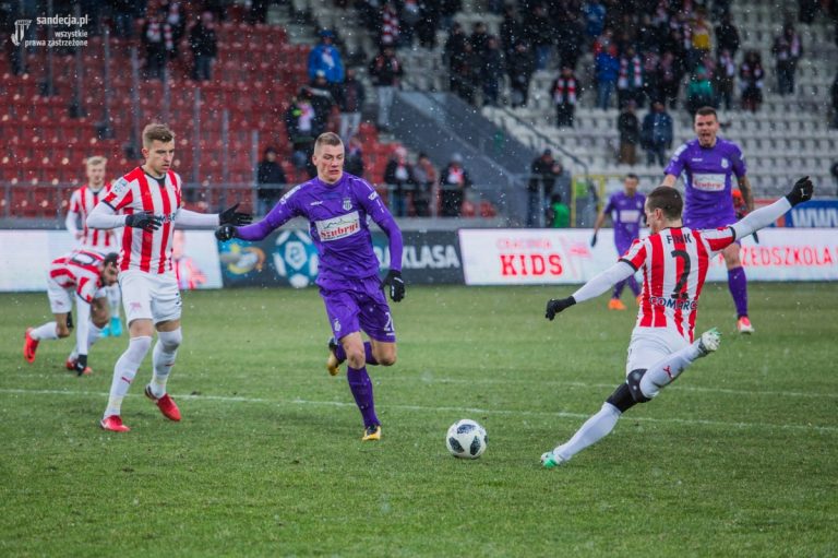 Sandecja zagra z Górnikiem bez dwóch piłkarzy