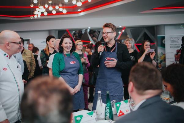 Mistrzynie włoskiej kuchni pracują w Gródku nad Dunajcem! Brawo Iwona Tomasiak i Teresa Salamon