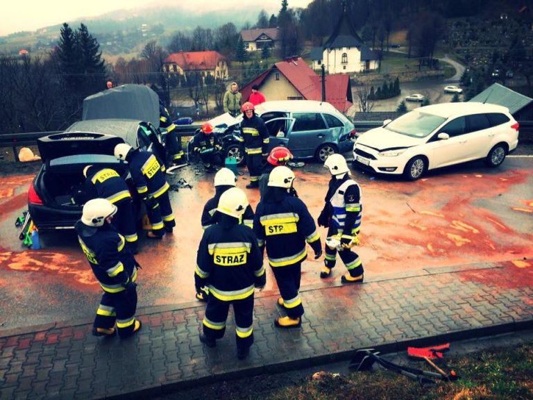 Nie żyje 12-latka poszkodowana w wypadku w Nowym Rybiu