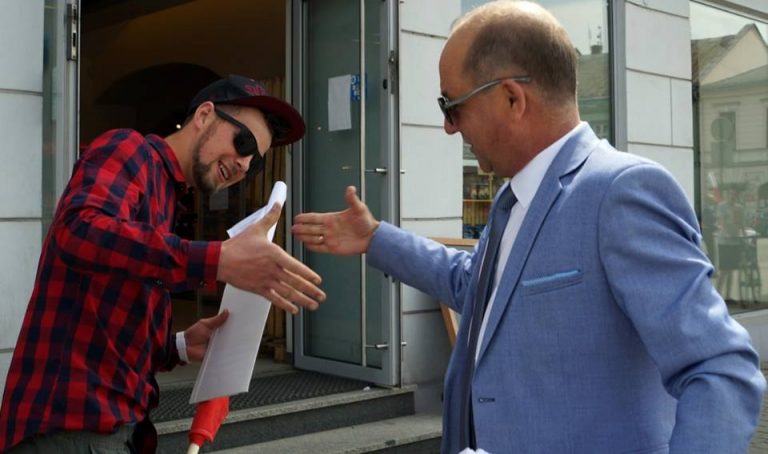 Marek Pławiak: jestem pod wrażeniem tego, z jakim szacunkiem podchodzi się do flagi np. w Stanach Zjednoczonych