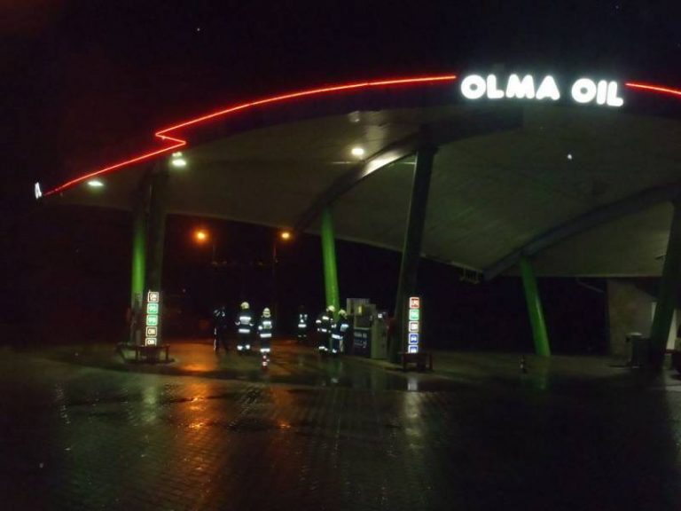 Rytro: na stacji benzynowej ulatniał się gaz