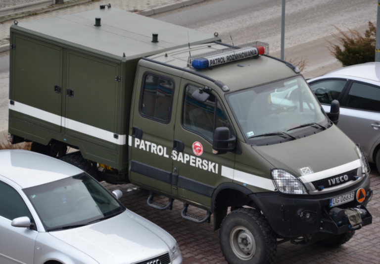 Most Heleński: saperzy zabrali pocisk do detonacji