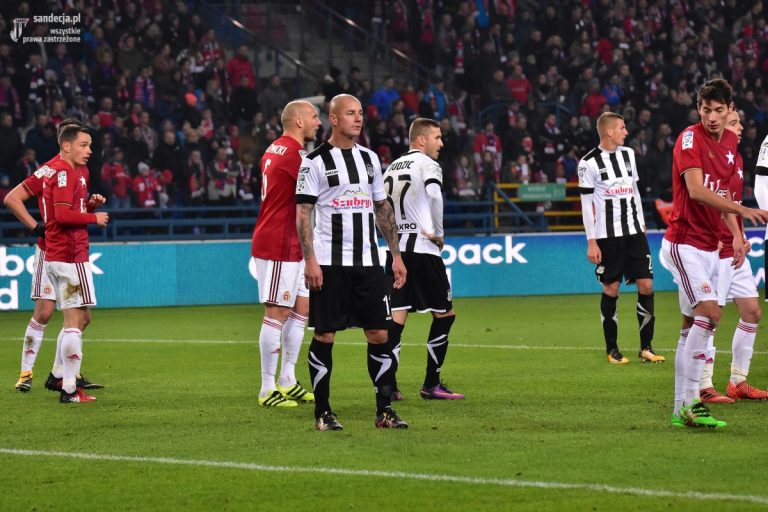 Napastnik Sandecji nie zagra już do końca sezonu