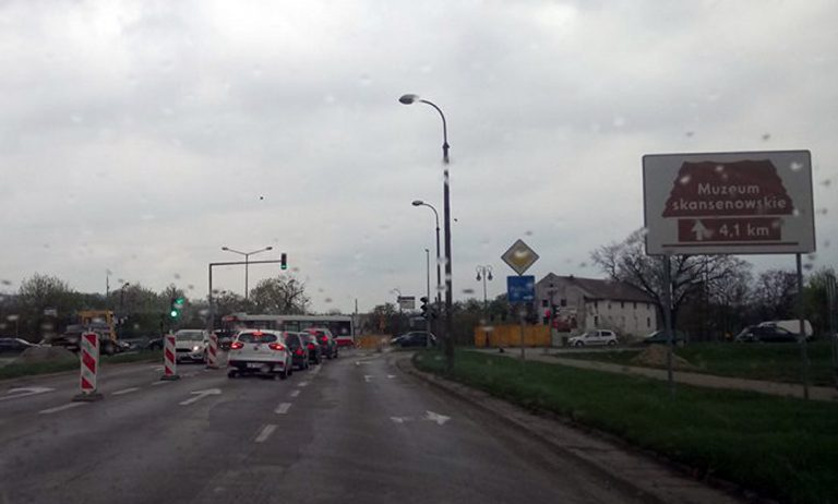 Już są pierwsze utrudnienia w ruchu na Moście Heleńskim