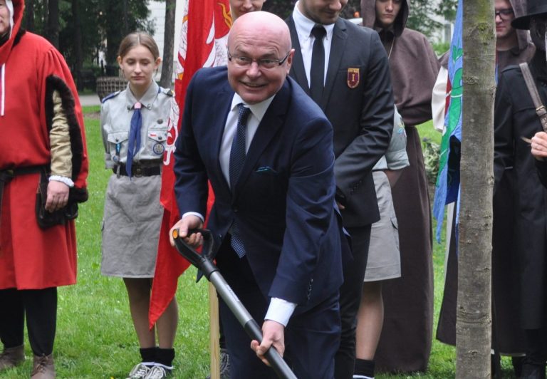 Ryszard Nowak: gdybym gospodarował na własnym podwórku, pewnie bym stadion już postawił