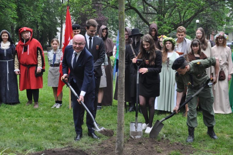 Prezent od Prezydenta RP Andrzeja Dudy zapuści wreszcie korzenie
