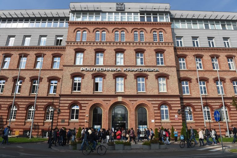 Prostą drogą do kariery z Politechniką Krakowską