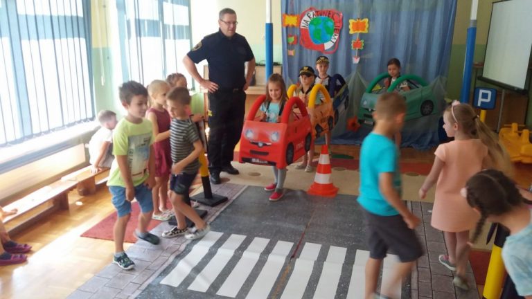 Gorlice. Straż Miejska odwiedza… przedszkola