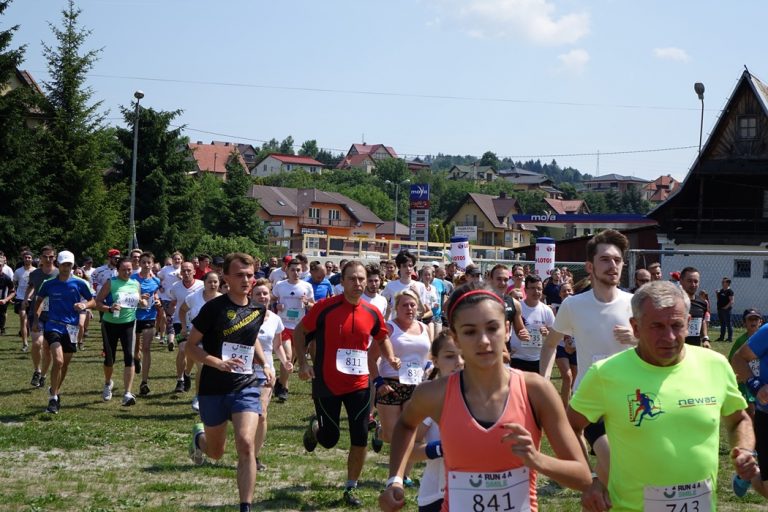 Rekordowy bieg Run for a Smile. Zawodnicy biegli po uśmiech Kacperka [ZDJĘCIA]