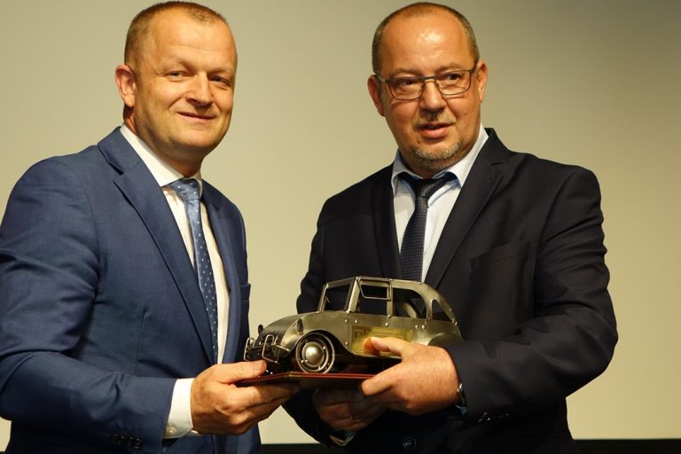 Egzaminują kandydatów na kierowców już 20 lat! Sprawdzili umiejętności 360 tysięcy osób [ZDJĘCIA]