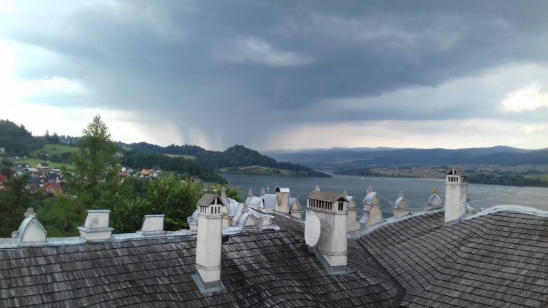 Może zagrzmieć i sypnąć gradem