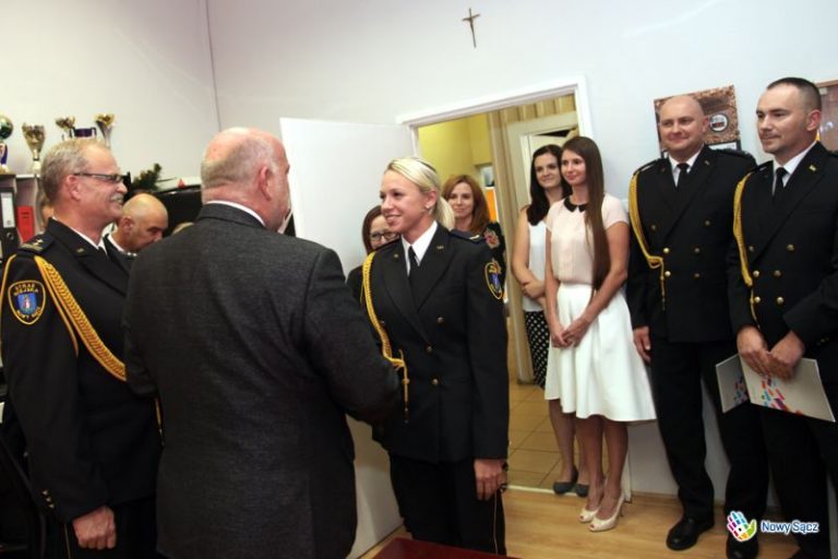 Święto Straży Miejskiej w Nowym Sączu. Były podziękowania i awanse
